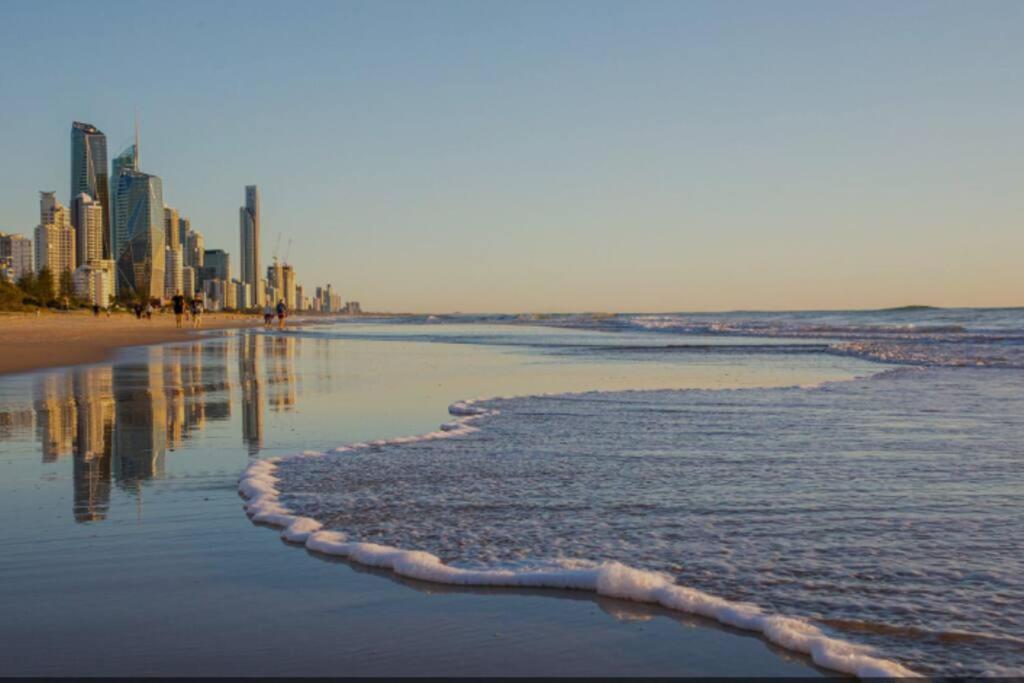 Broadbeach Business Or Leisure Gold Coast Exterior foto
